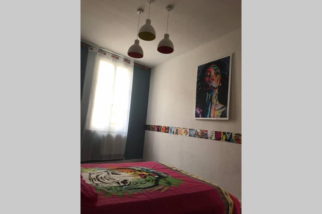 Appartement Style Pop Art Avec Garage Centre Historique Beziers Exterior photo