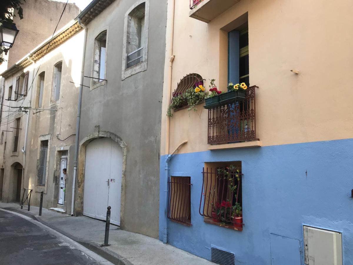 Appartement Style Pop Art Avec Garage Centre Historique Beziers Exterior photo